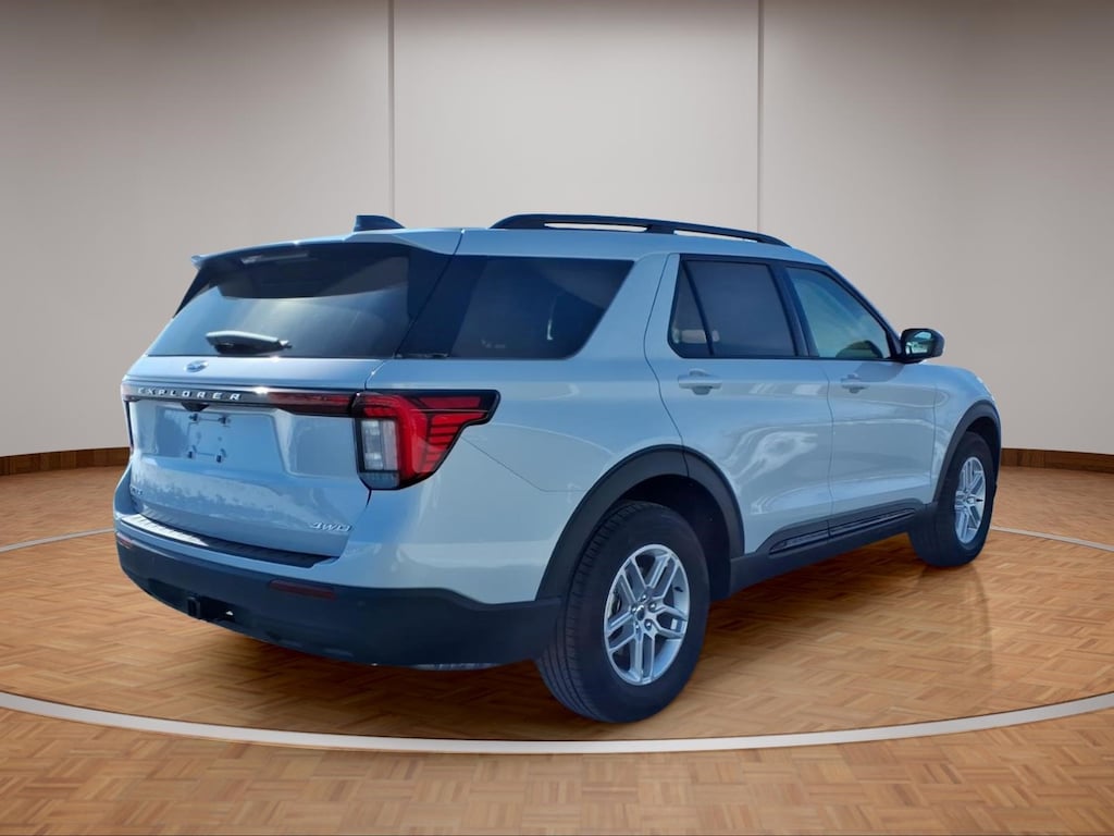 New 2026 Ford Explorer Active SUV