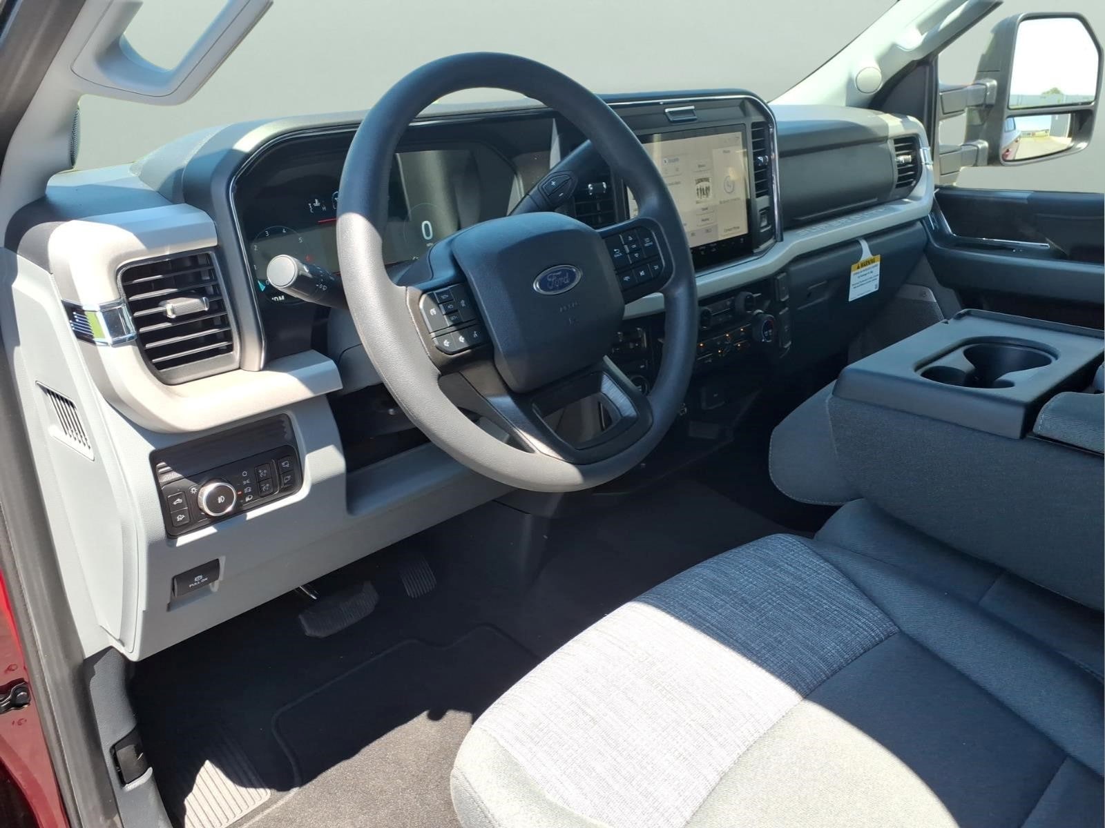 2026 Ford F-350 Super Duty XLT - Photo 9