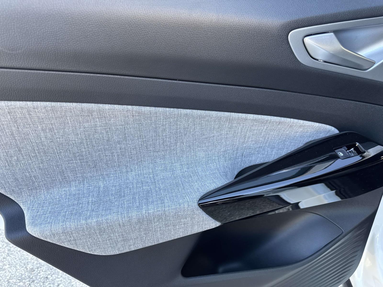 2026 Volkswagen ID.4 PRO - Photo 12