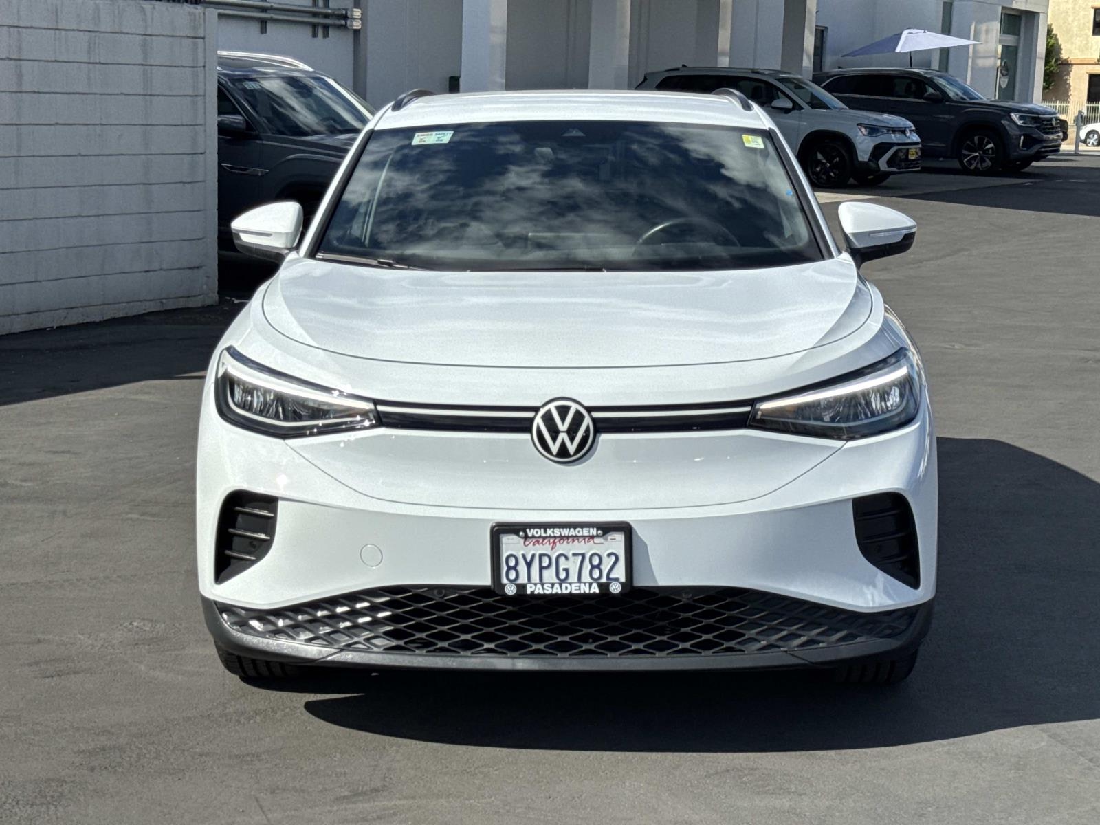 2021 Volkswagen ID.4 Pro photo 2