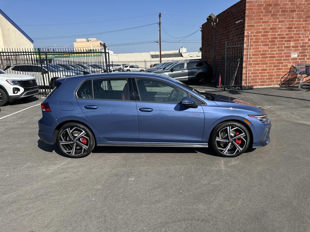 New 2026 Volkswagen Golf GTI 2.0T SE Car