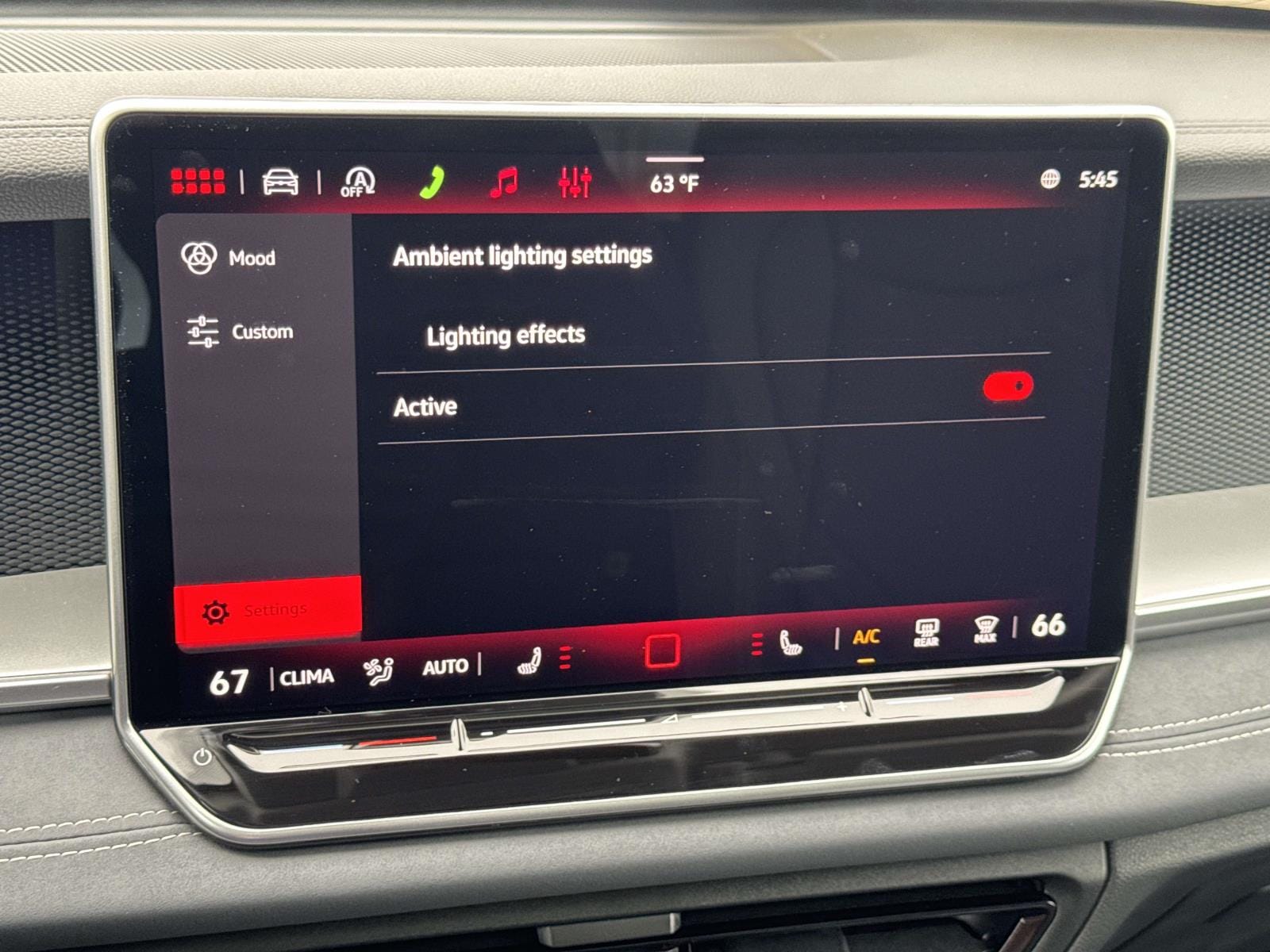 2026 Volkswagen Tiguan SE - Photo 24