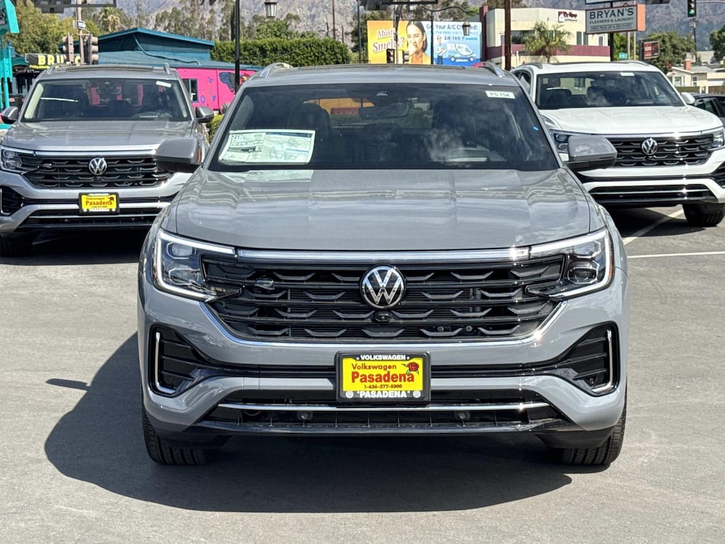 New 2025 Volkswagen Atlas Cross Sport 2.0T SEL Premium R-Line Sport Utility