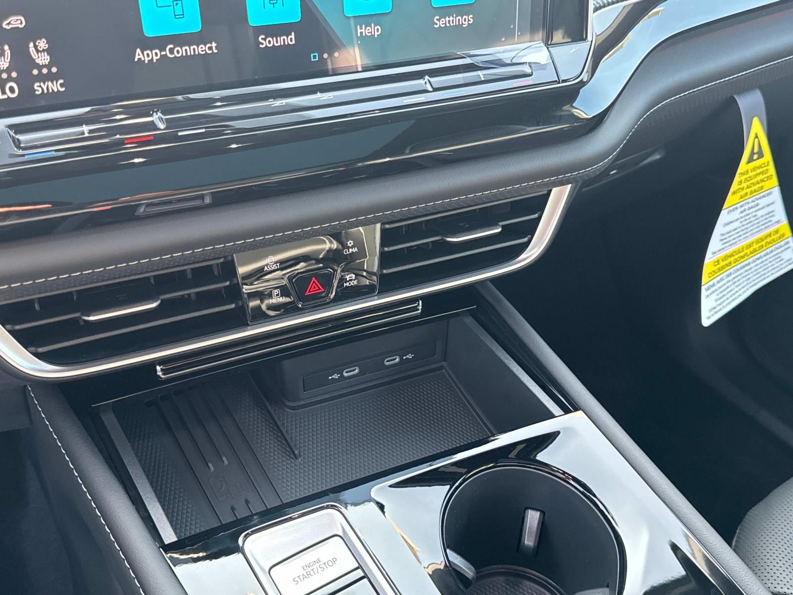 2025 Volkswagen Atlas Cross Sport SEL Premium R-LINE - Photo 27