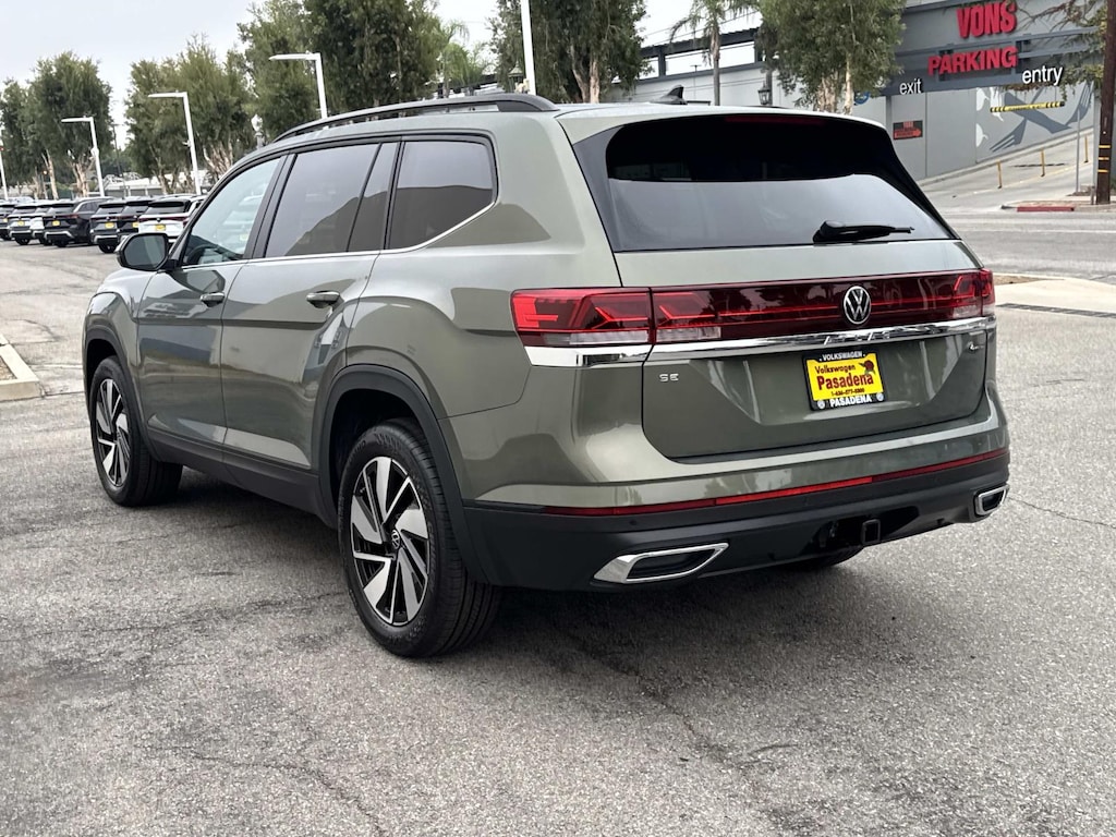 New 2026 Volkswagen Atlas 2.0T SE w/Technology Sport Utility