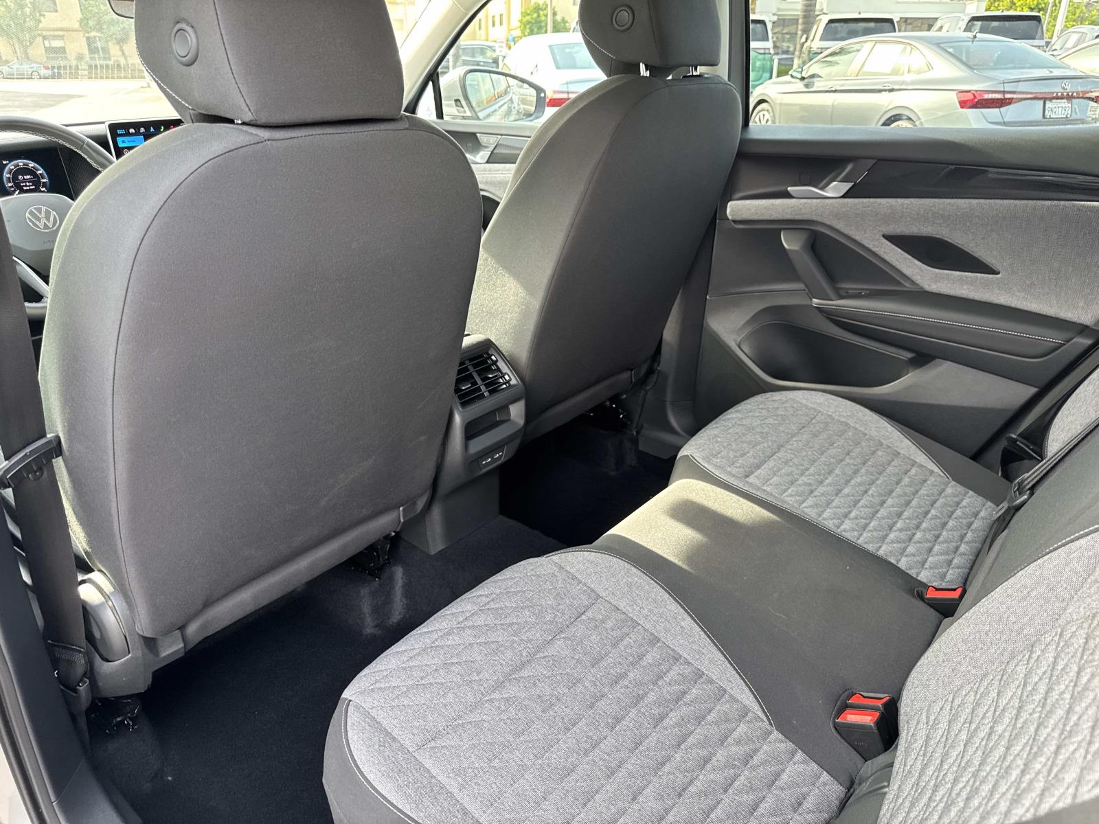 2025 Volkswagen Tiguan S - Photo 11