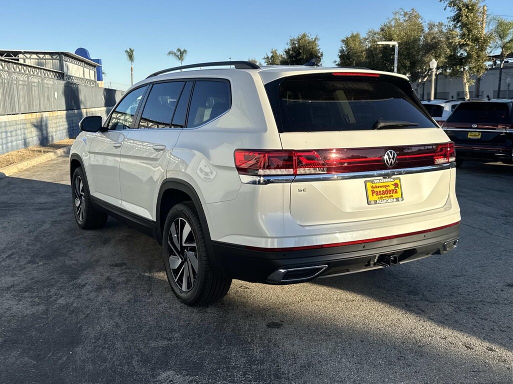 New 2026 Volkswagen Atlas 2.0T SE w/Technology Sport Utility
