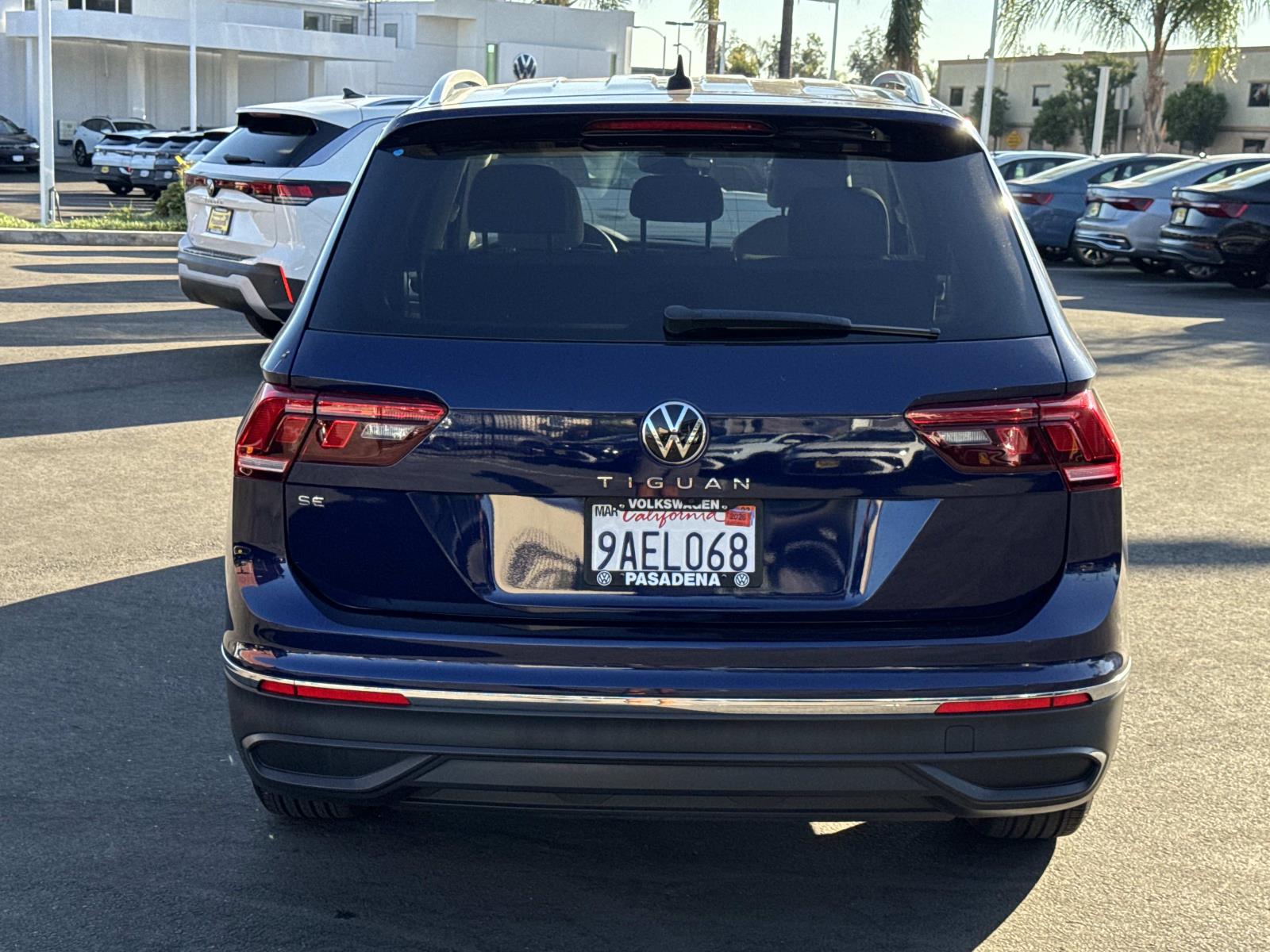2022 Volkswagen Tiguan SE photo 3