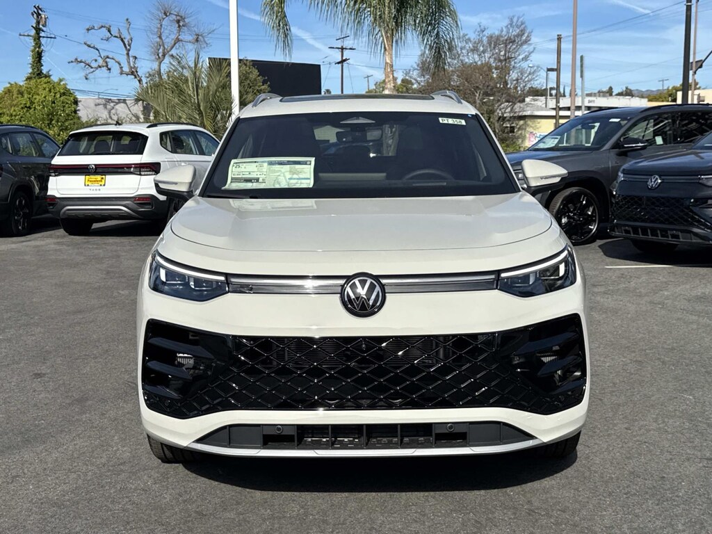 New 2026 Volkswagen Tiguan 2.0T SEL R-Line Turbo Sport Utility