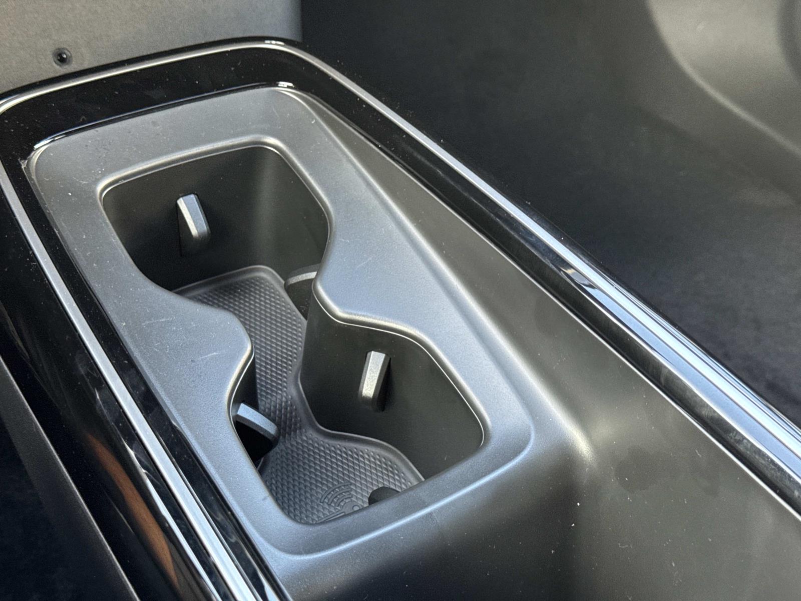 2026 Volkswagen ID.4 PRO - Photo 25