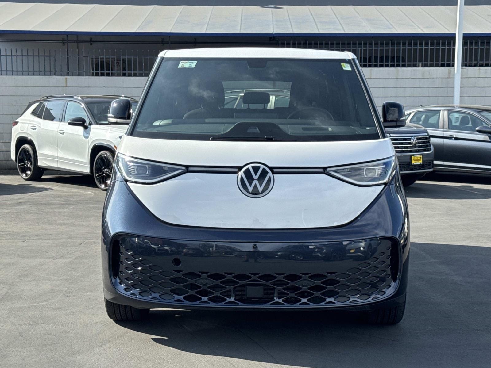 Certified 2025 Volkswagen ID. Buzz PRO S PLus with VIN WVG2WVEB7SH024147 for sale in Pasadena, CA