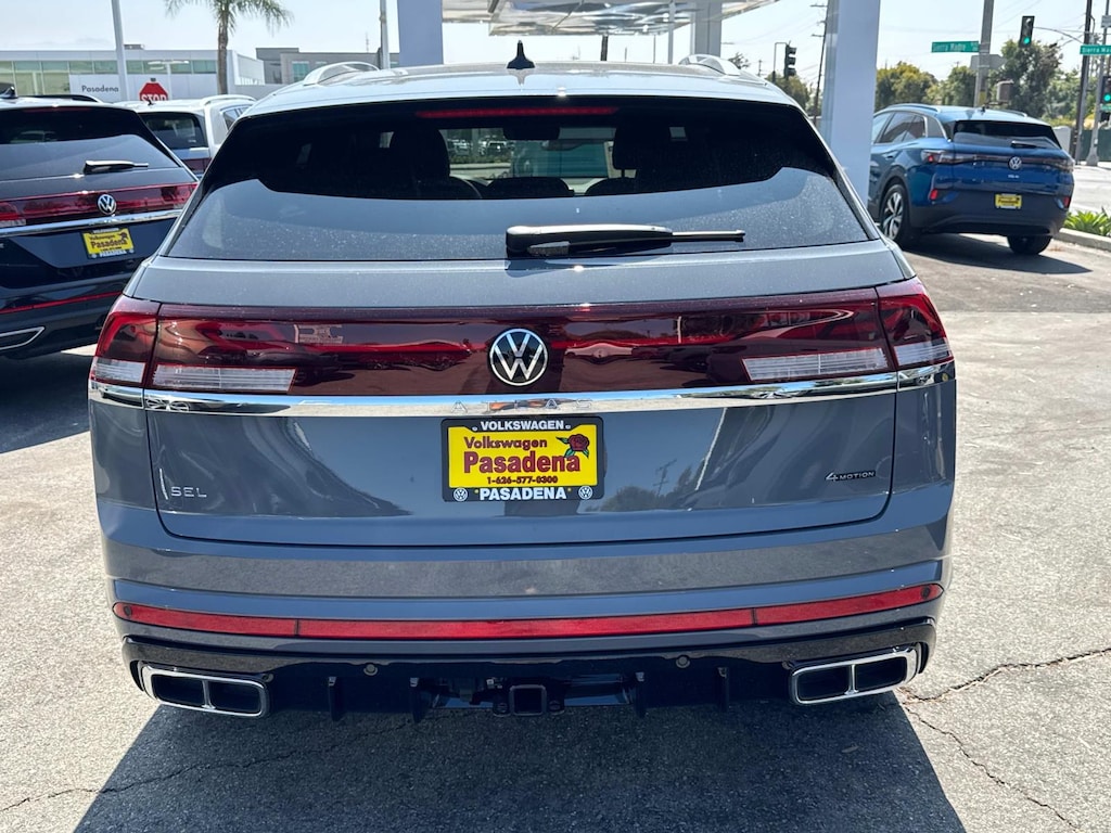 New 2025 Volkswagen Atlas Cross Sport 2.0T SEL Premium R-Line Sport Utility