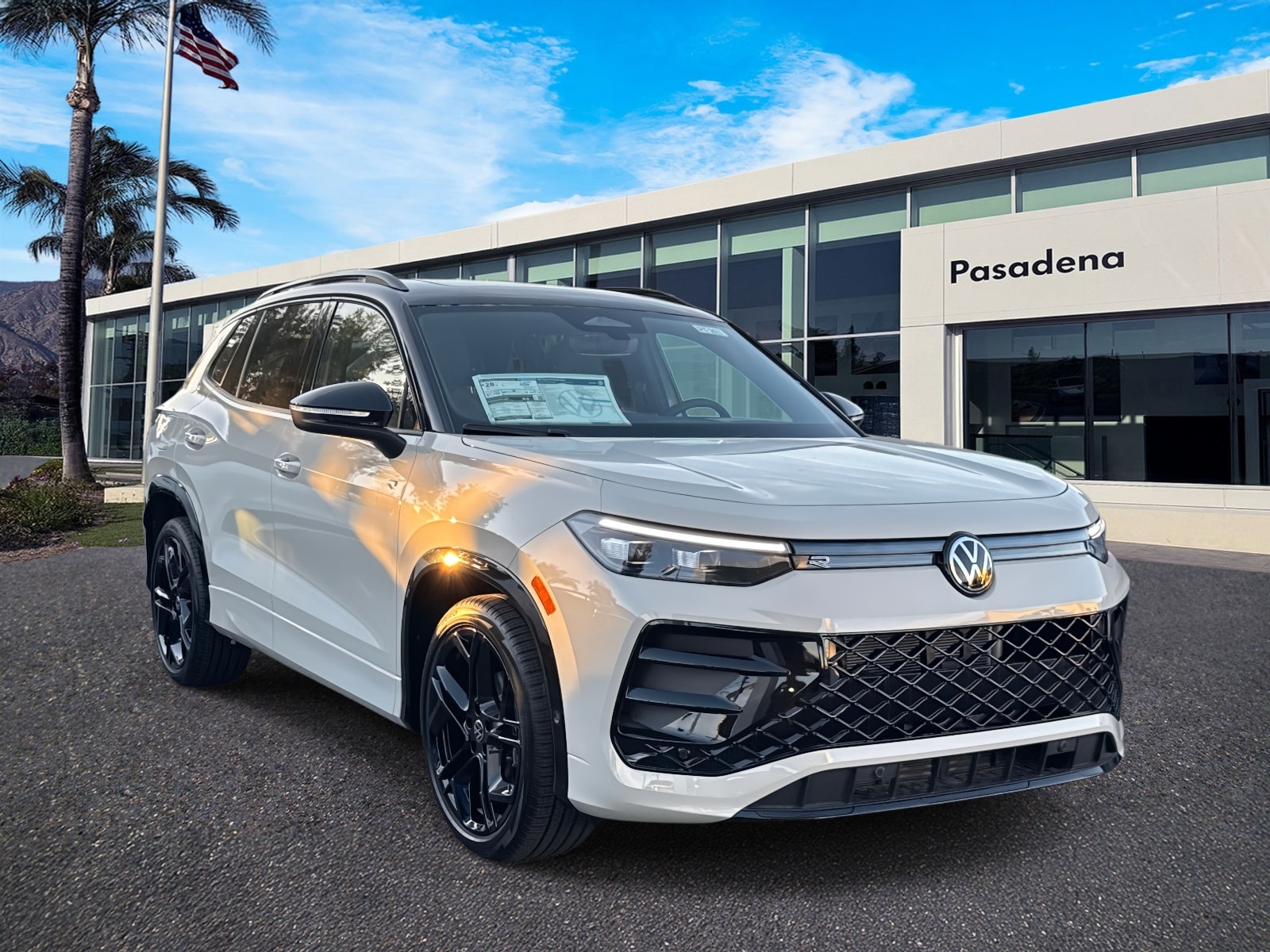 2026 Volkswagen Tiguan SE R-LINE BLACK's photo