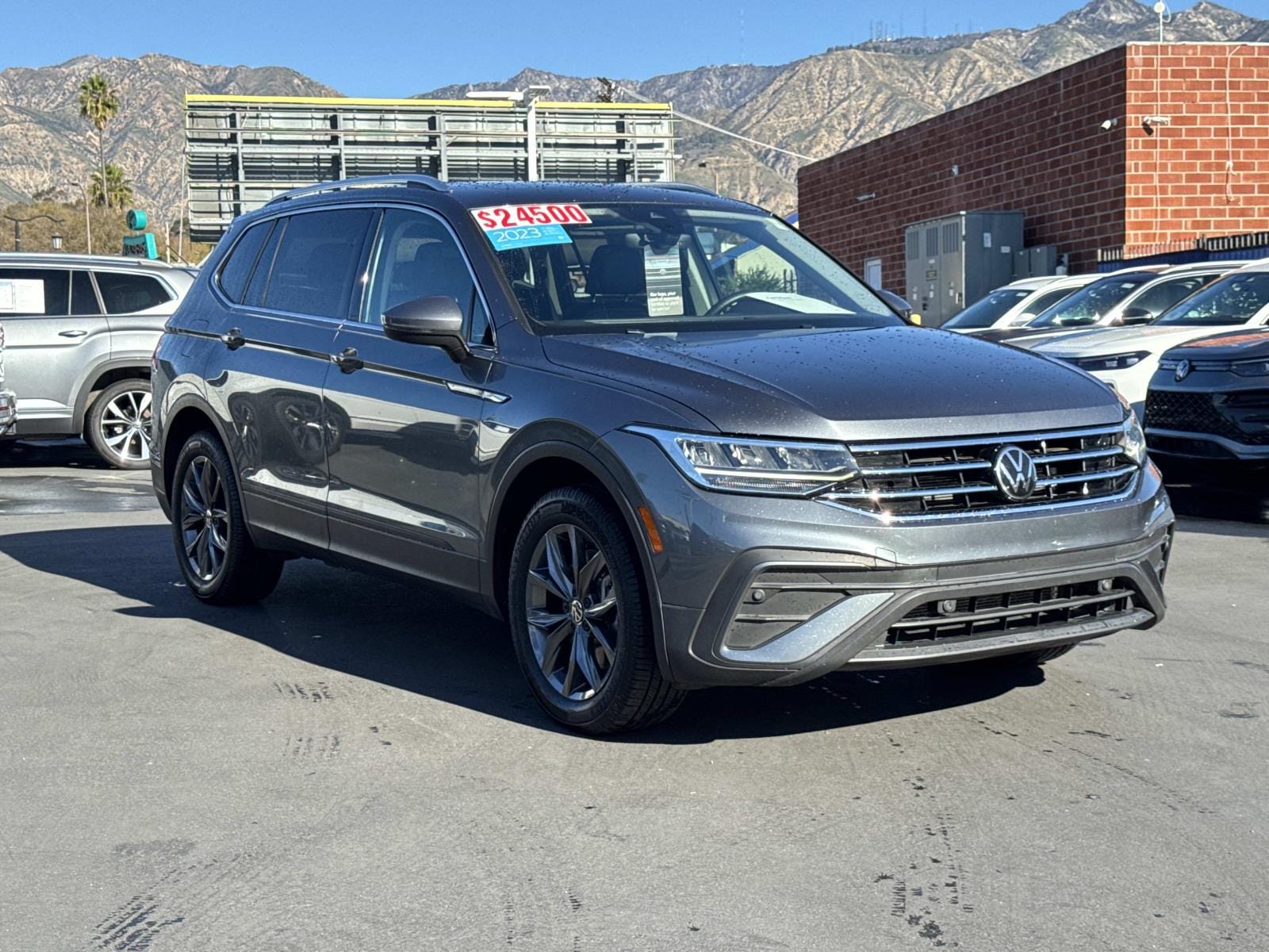 2023 Volkswagen Tiguan SE