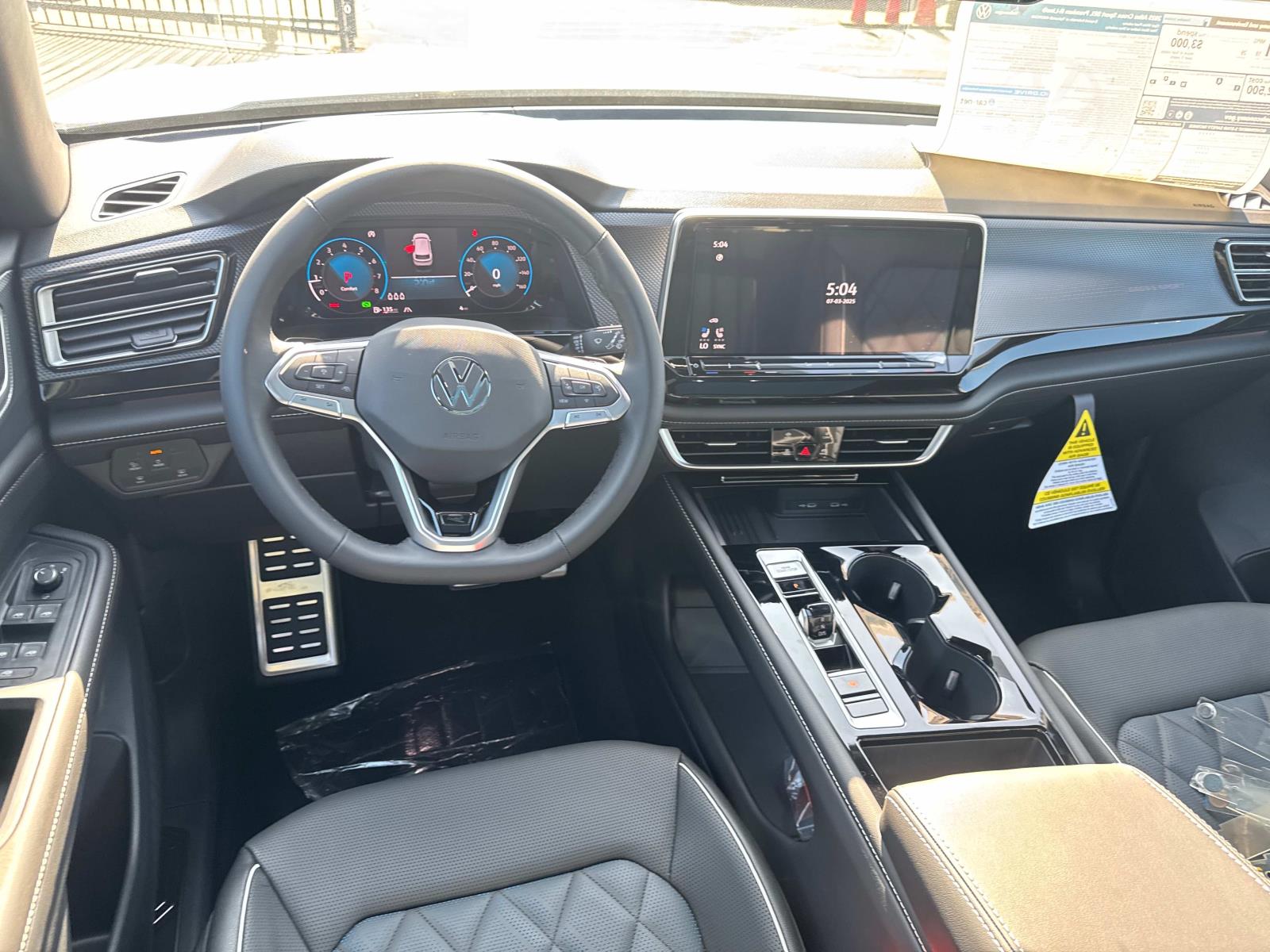 2025 Volkswagen Atlas Cross Sport SEL Premium R-LINE - Photo 9