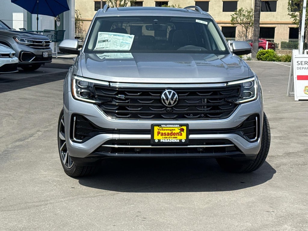 New 2025 Volkswagen Atlas 2.0T SEL Premium R-Line 4MOTION Sport Utility