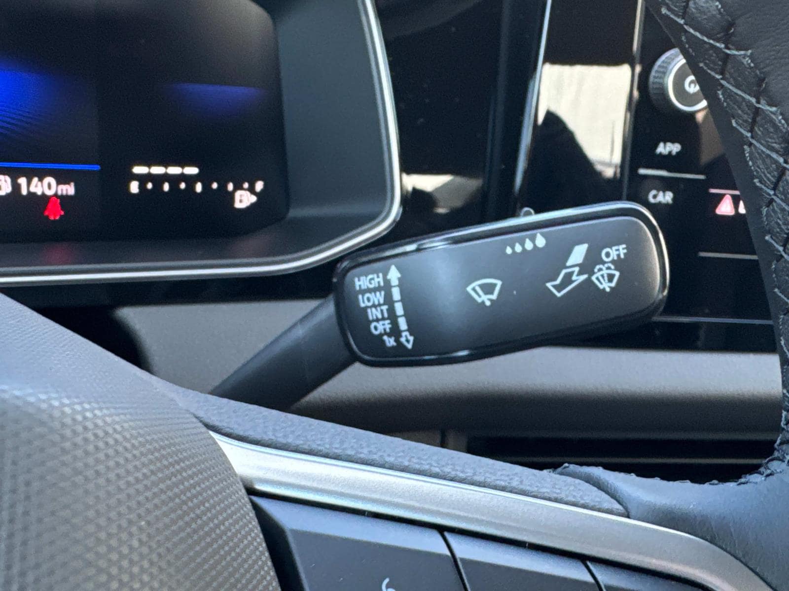 2025 Volkswagen Jetta Sport - Photo 28