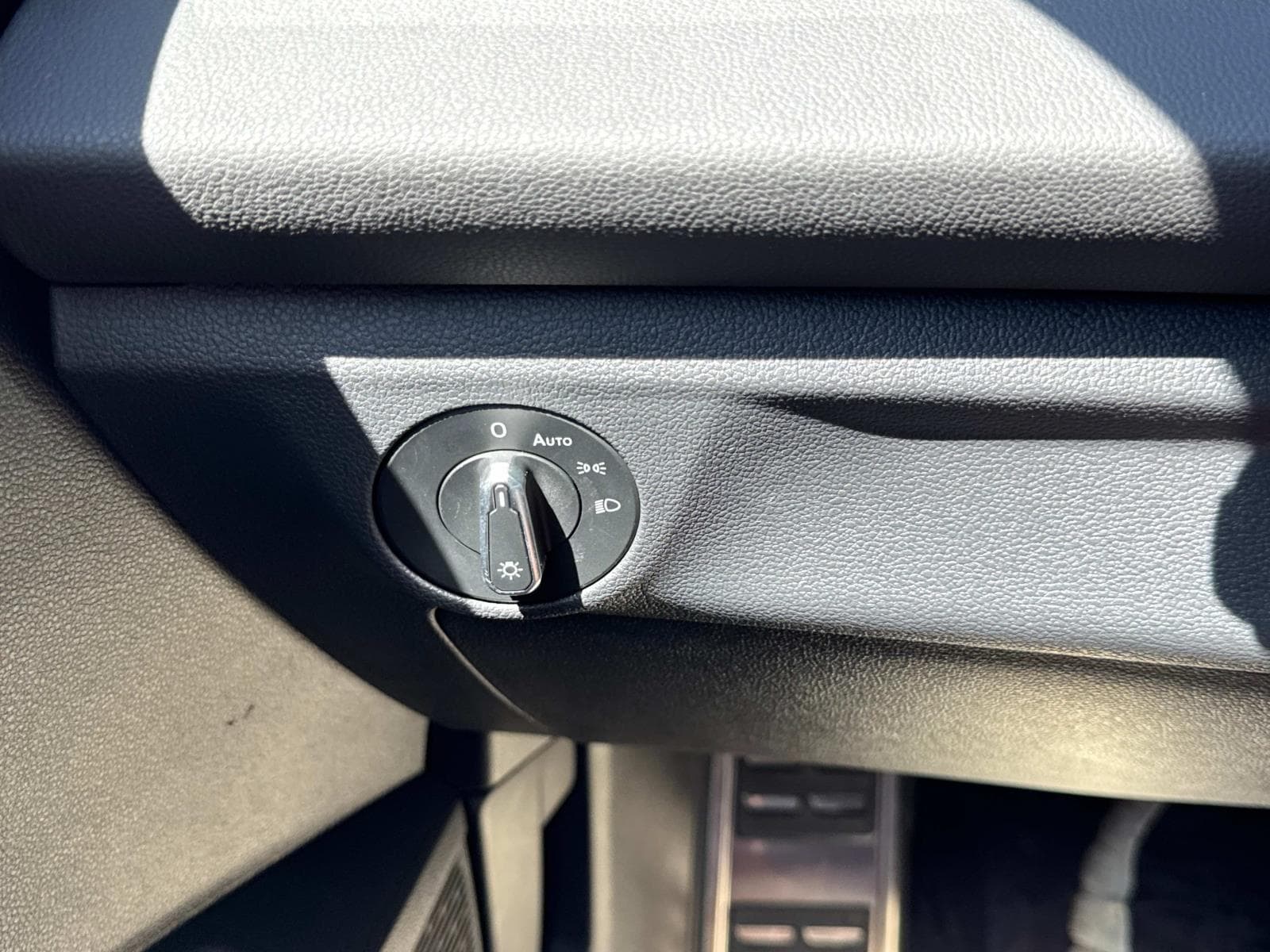 2025 Volkswagen Jetta Sport - Photo 30