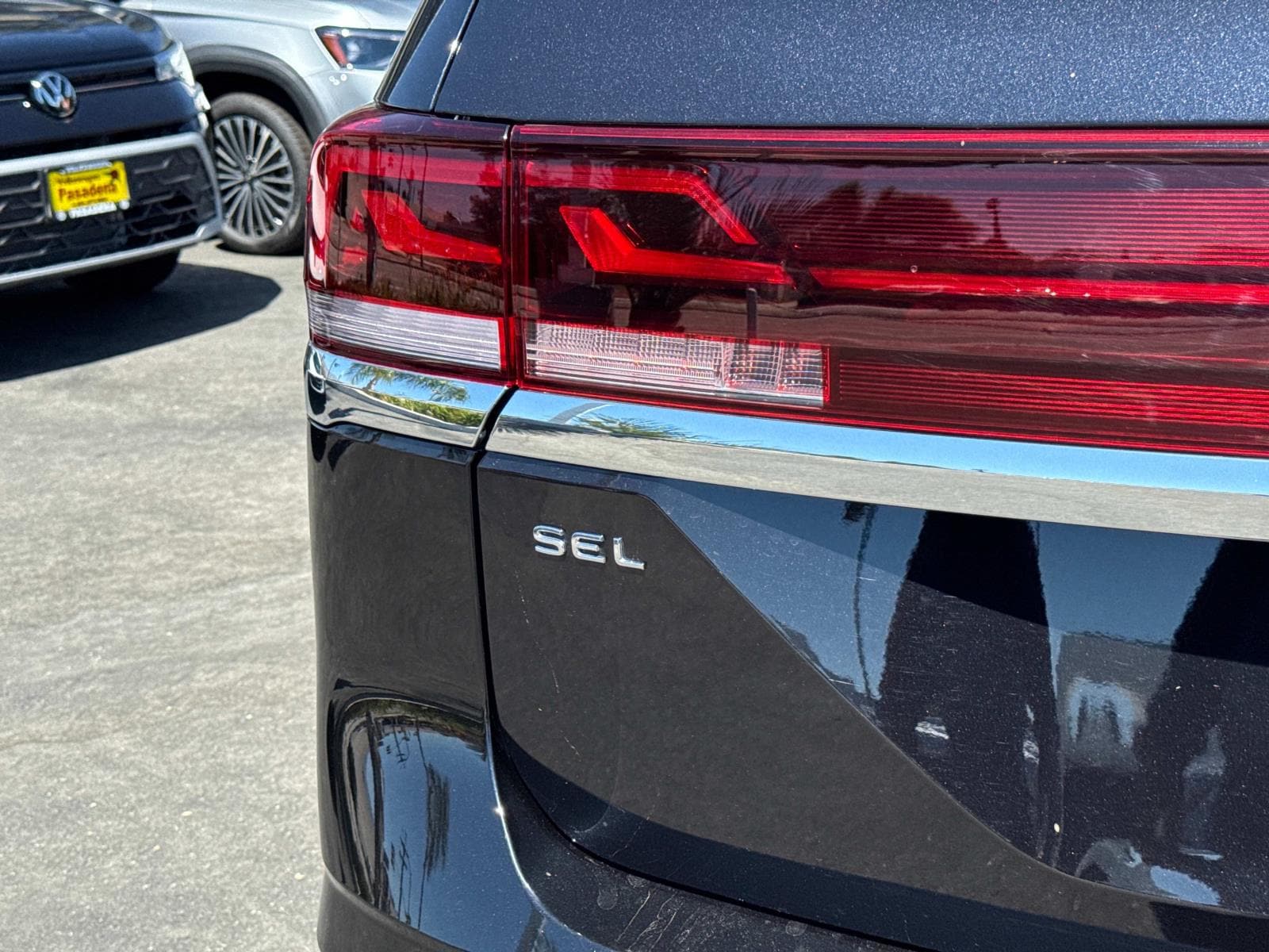 2025 Volkswagen Atlas SEL Premium R-Line - Photo 6