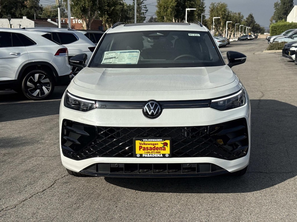 New 2026 Volkswagen Tiguan 2.0T SE R-Line Black FWD Sport Utility