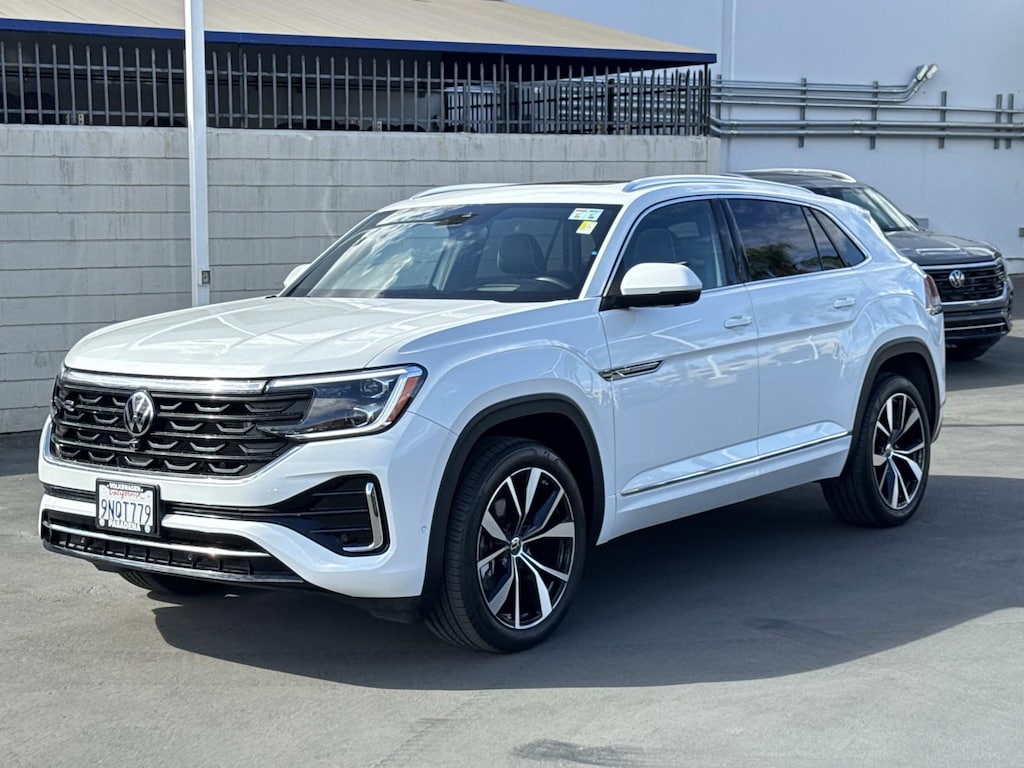Used 2024 Volkswagen Atlas Cross Sport 2.0T SEL Premium R-Line Sport Utility