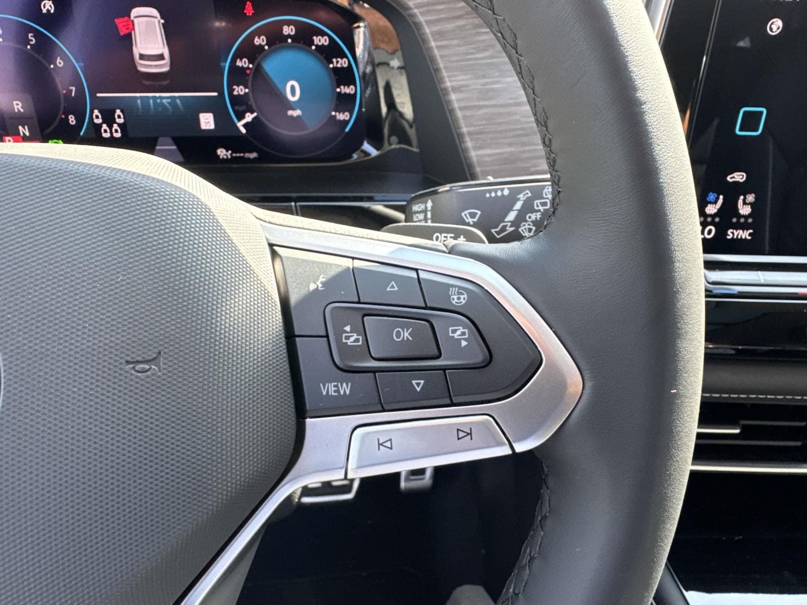 2026 Volkswagen Atlas SE w/Tech - Photo 18