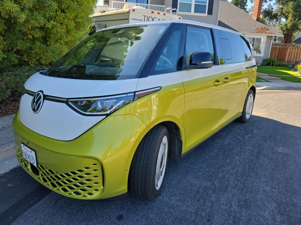 Used 2025 Volkswagen ID. Buzz 1st Edition with VIN WVG6YVEB3SH051647 for sale in Pasadena, CA