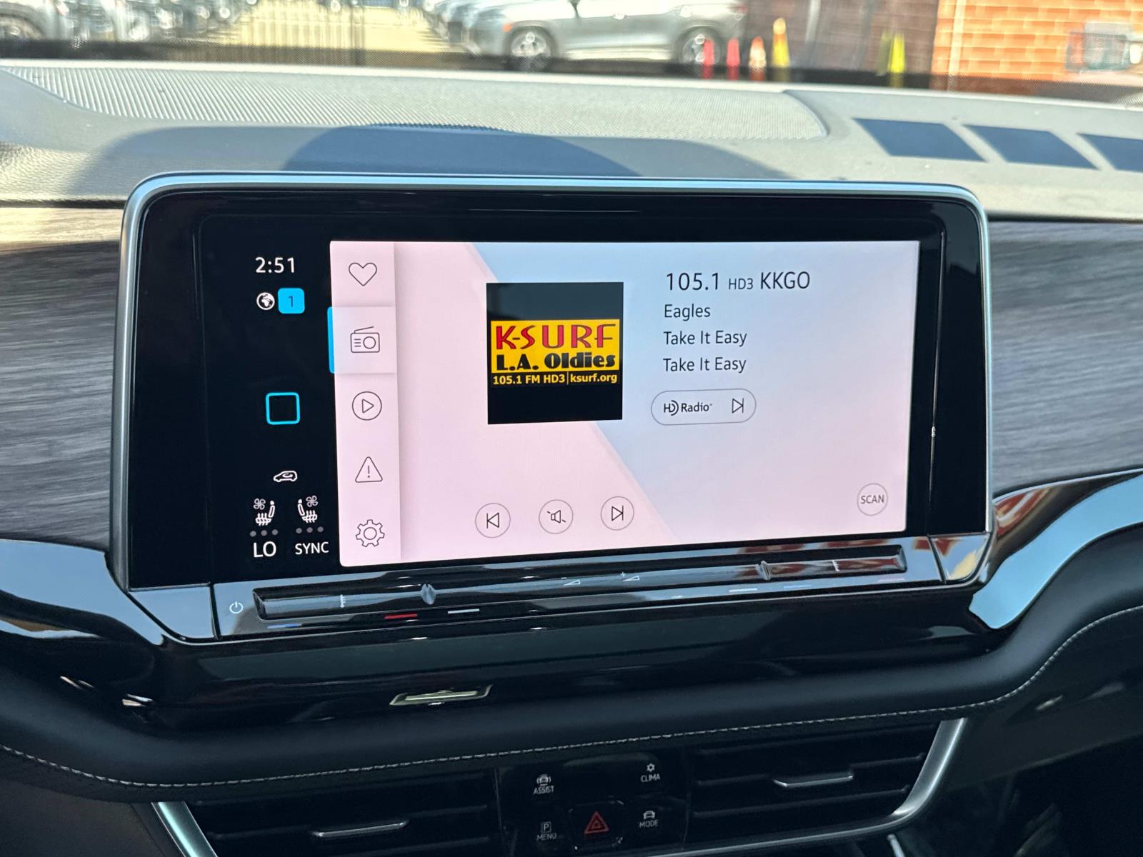 2025 Volkswagen Atlas SEL Premium R-Line - Photo 26