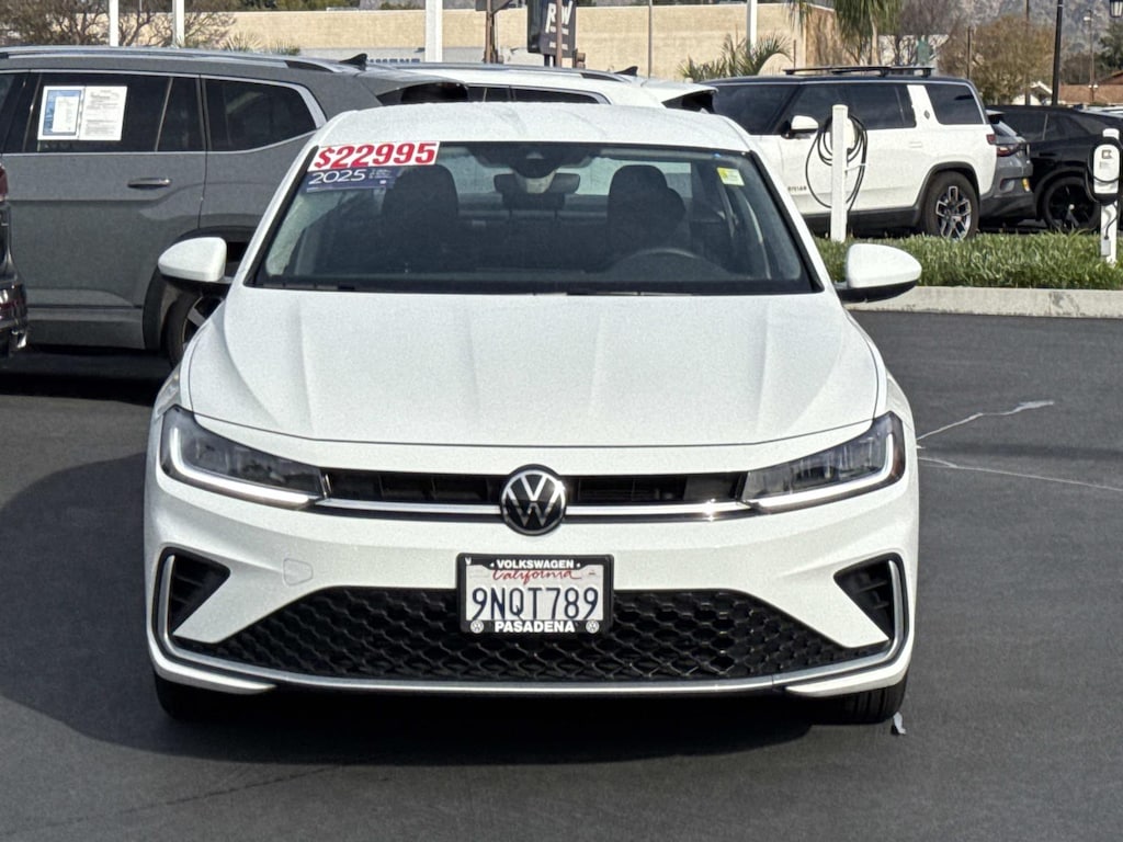 Certified 2025 Volkswagen Jetta 1.5T S Car