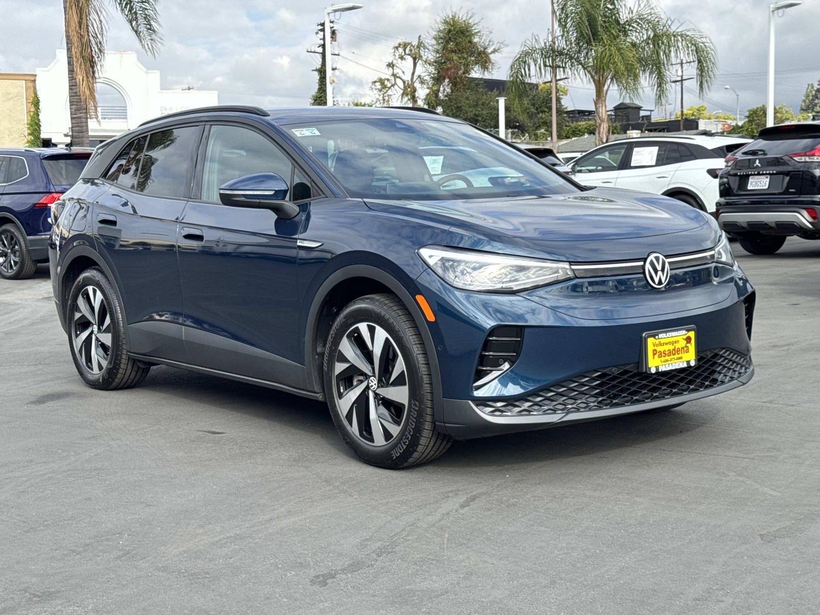 2023 Volkswagen ID.4 PRO