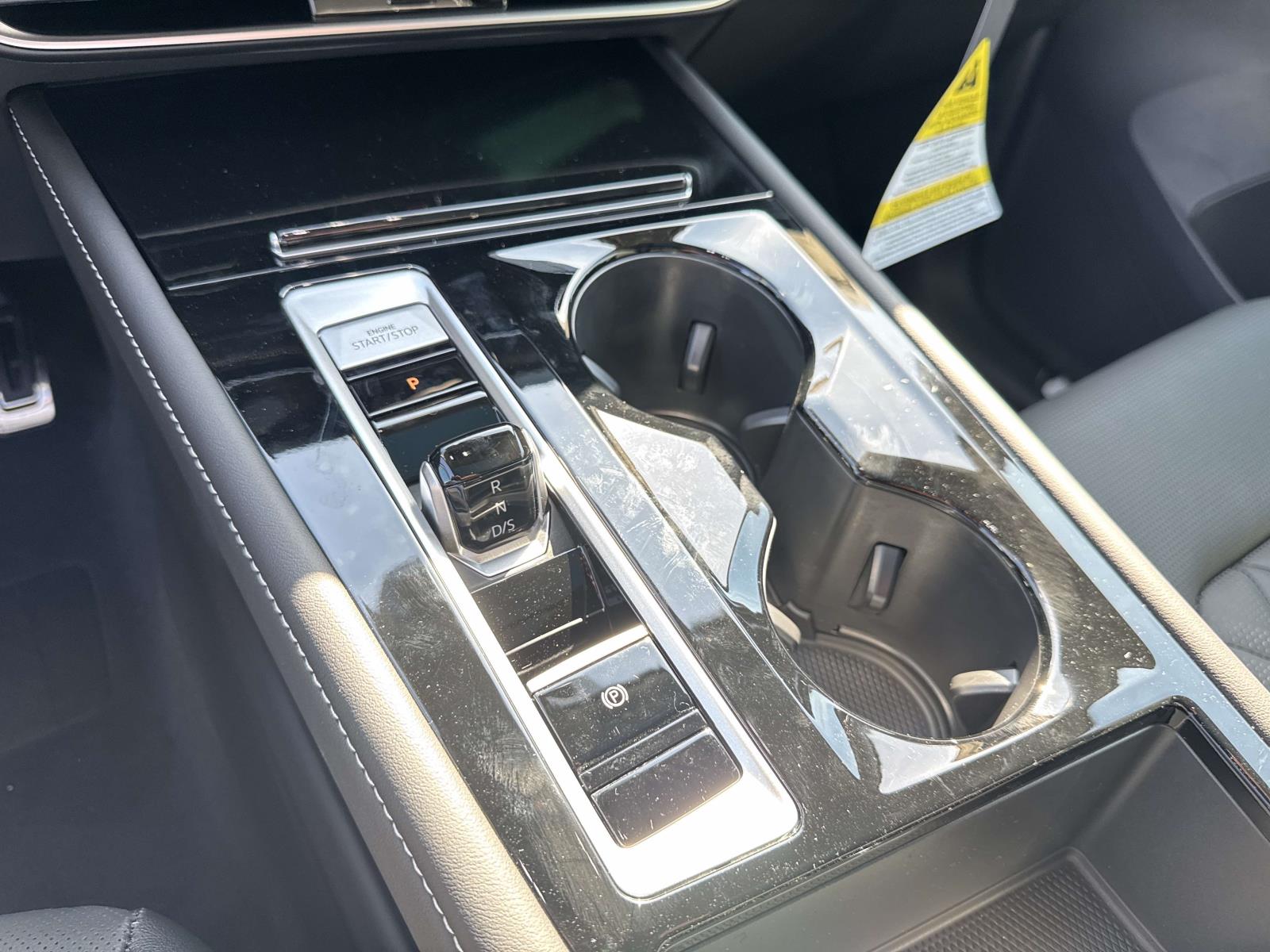 2026 Volkswagen Atlas SE w/Tech - Photo 22