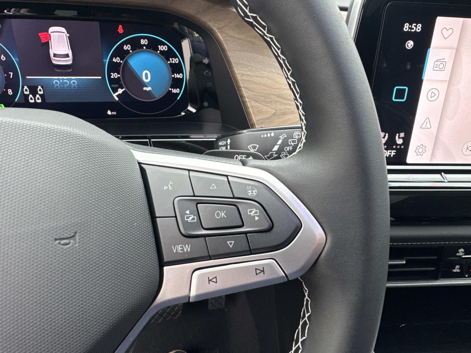 2026 Volkswagen Atlas SE w/Tech - Photo 25
