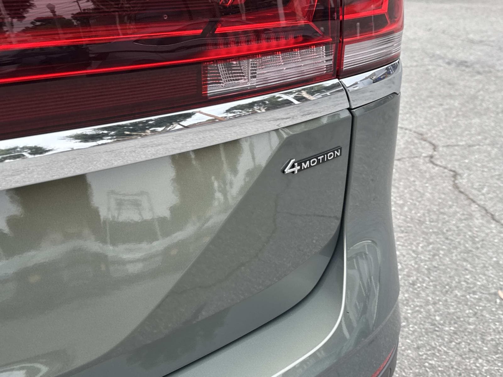 2026 Volkswagen Atlas SE w/Tech - Photo 6