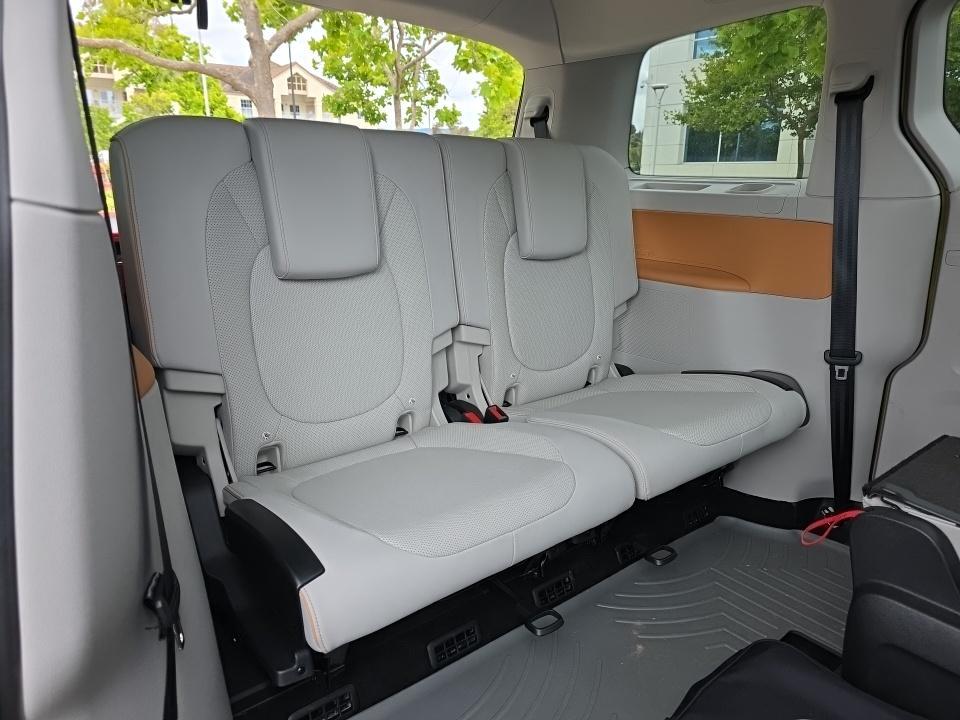 Used 2025 Volkswagen ID. Buzz PRO S PLus with VIN WVGNYVEB6SH047538 for sale in Pasadena, CA