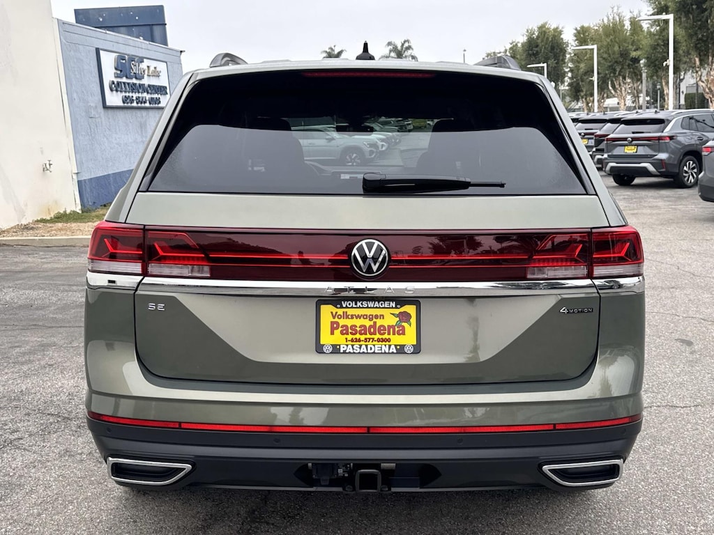 New 2026 Volkswagen Atlas 2.0T SE w/Technology Sport Utility