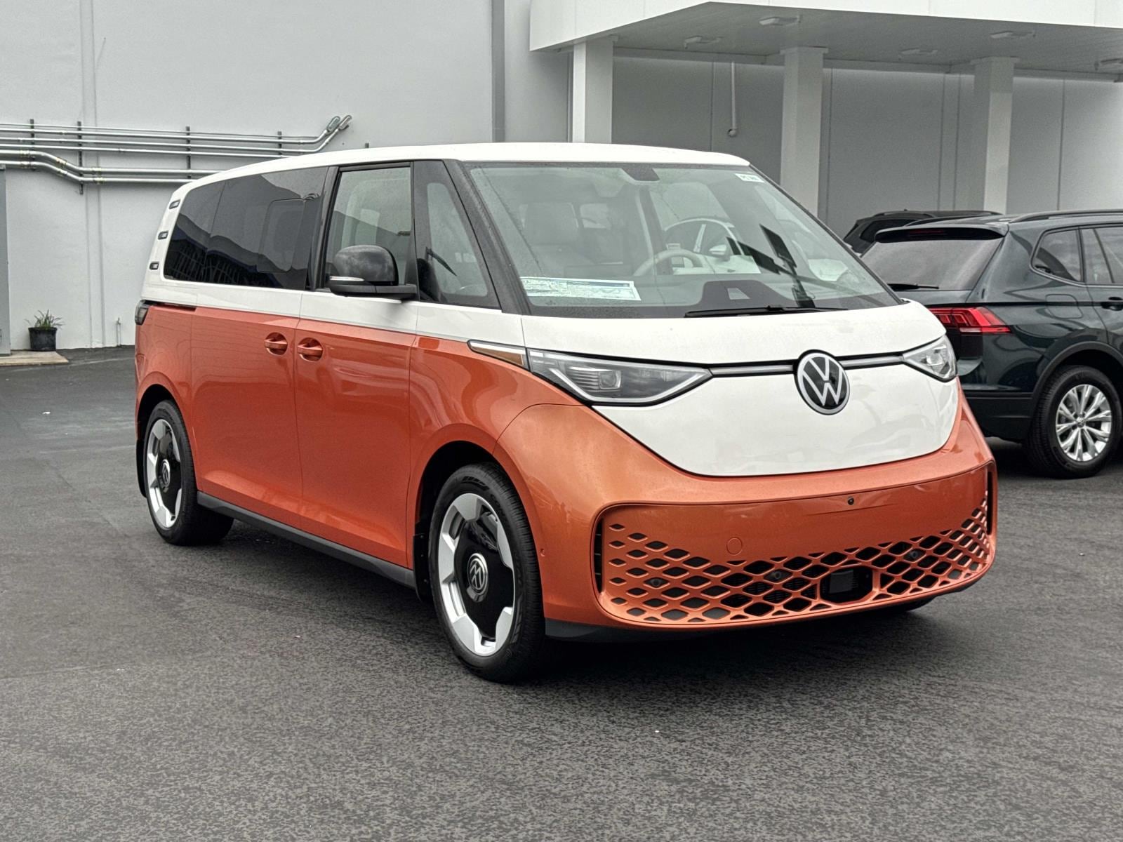 2025 Volkswagen ID. Buzz PRO S PLus's photo
