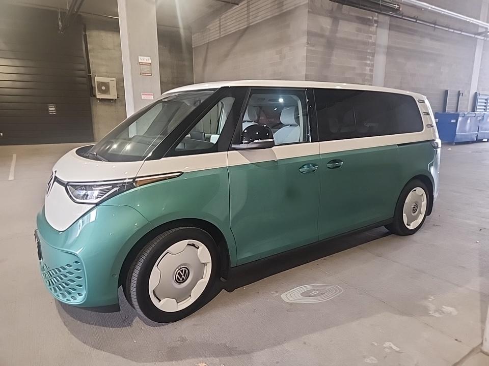 2025 Volkswagen ID. Buzz 1st Edition's photo