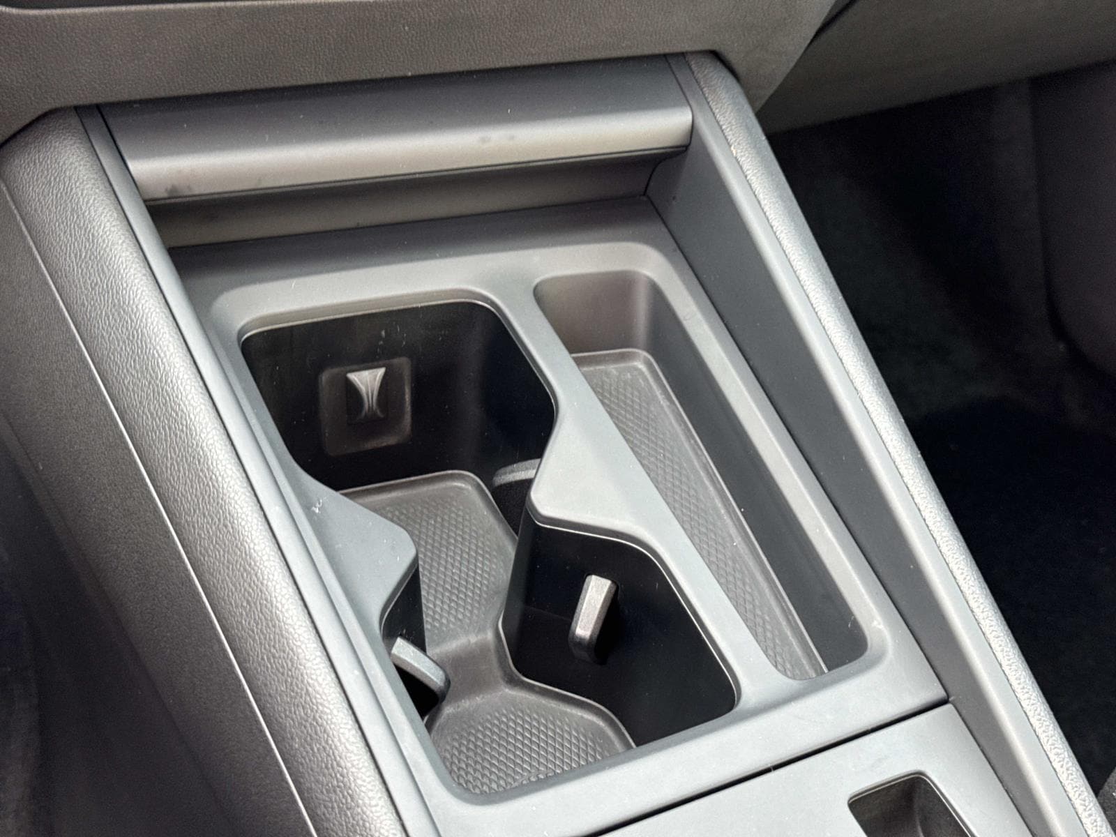 2025 Volkswagen Tiguan S - Photo 22