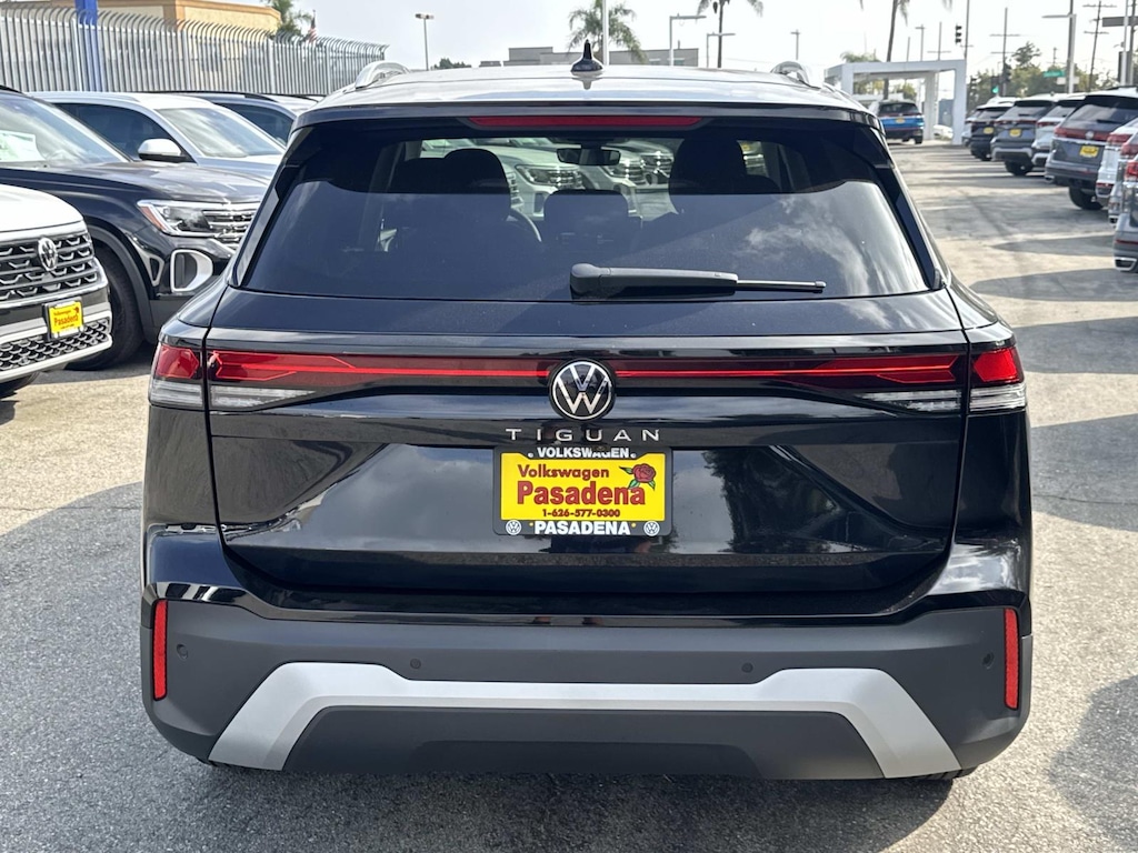 New 2026 Volkswagen Tiguan 2.0T S FWD Sport Utility