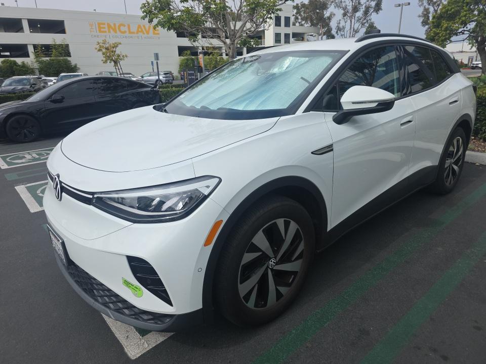 2023 Volkswagen ID.4 PRO SK's photo