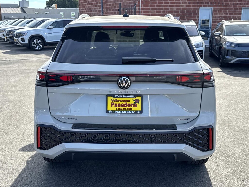 New 2026 Volkswagen Tiguan 2.0T SEL R-Line Turbo Sport Utility