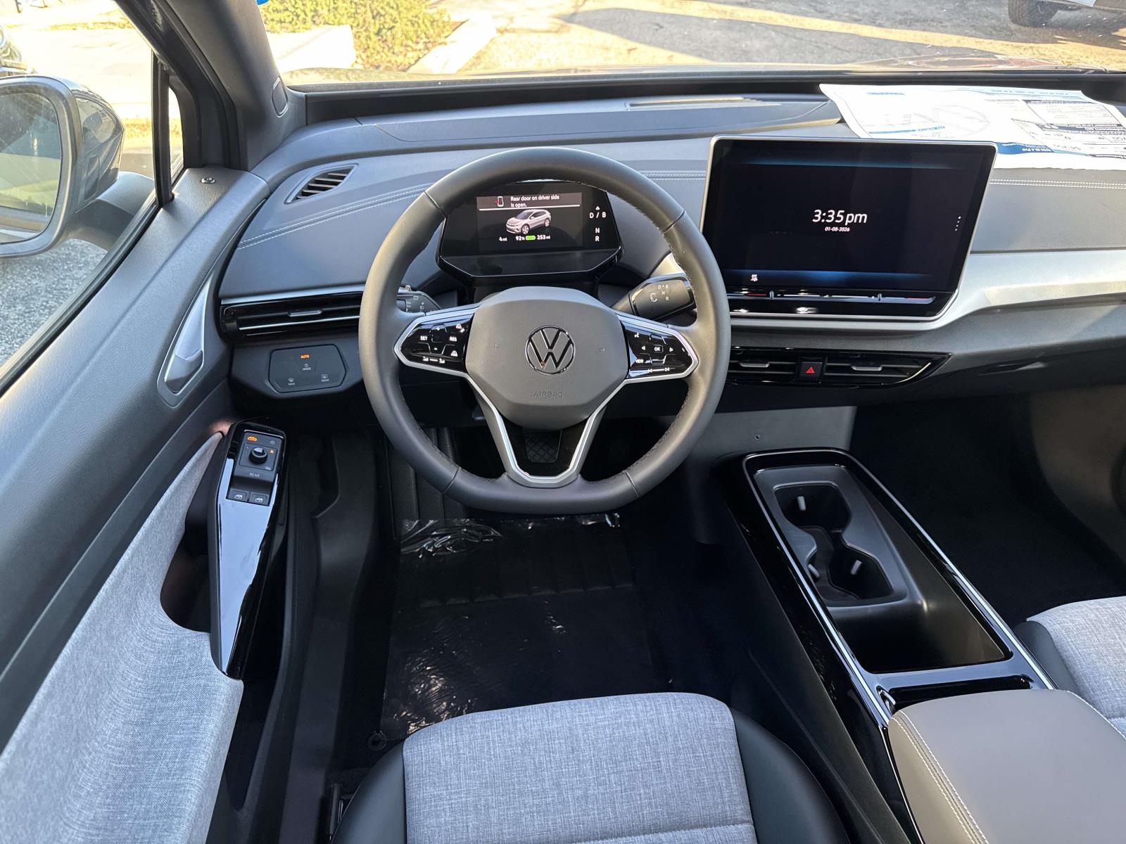 2026 Volkswagen ID.4 PRO - Photo 8
