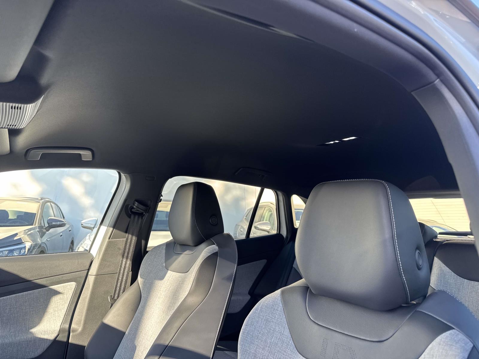 2026 Volkswagen ID.4 PRO - Photo 16