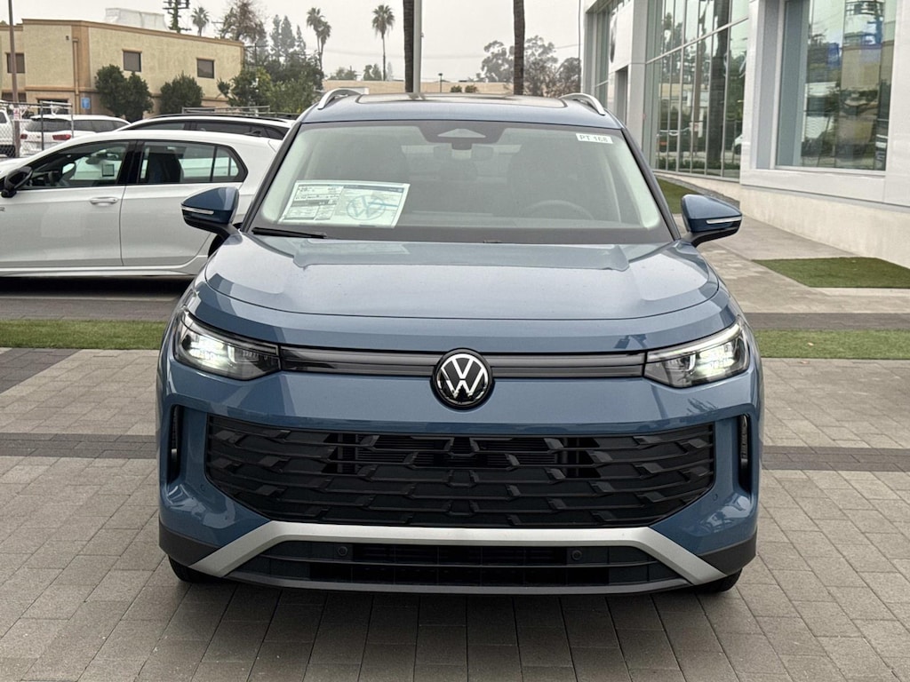 New 2026 Volkswagen Tiguan 2.0T SE Sport Utility