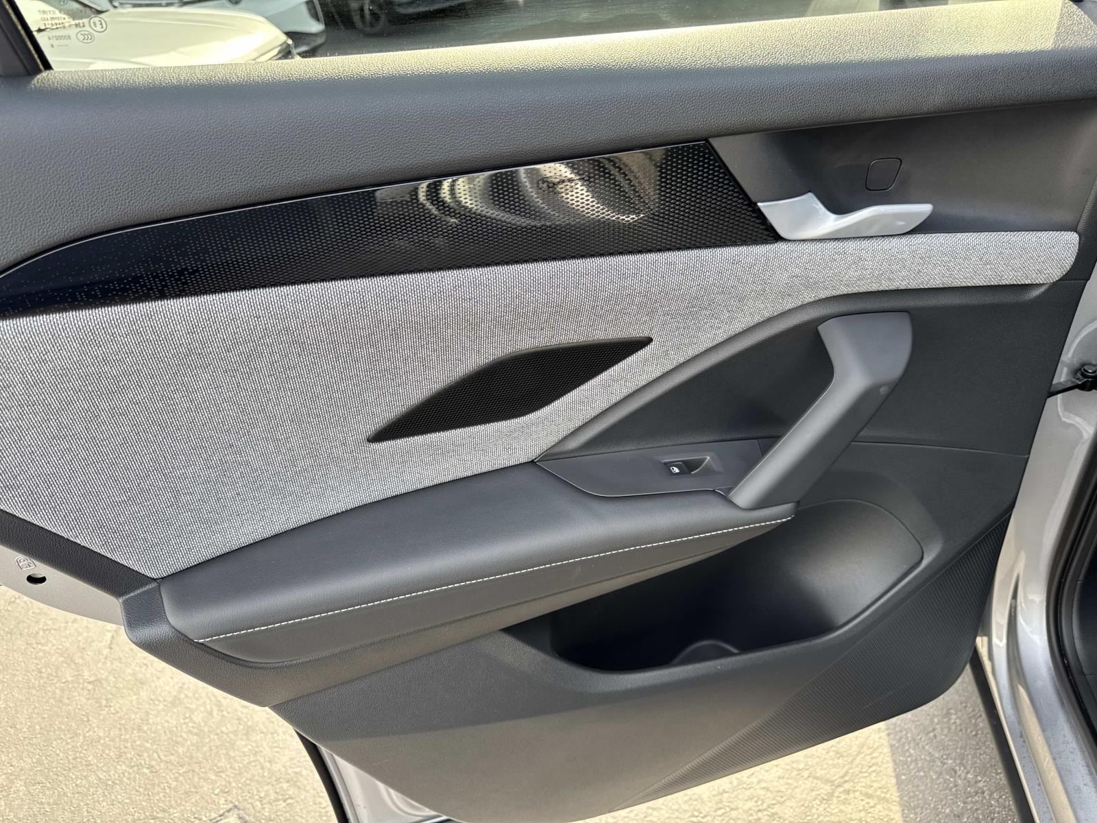 2025 Volkswagen Tiguan S - Photo 10