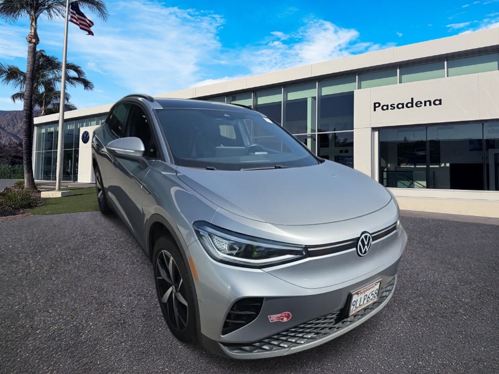Used 2023 Volkswagen ID.4 PRO S with VIN 1V2WNPE81PC049525 for sale in Pasadena, CA