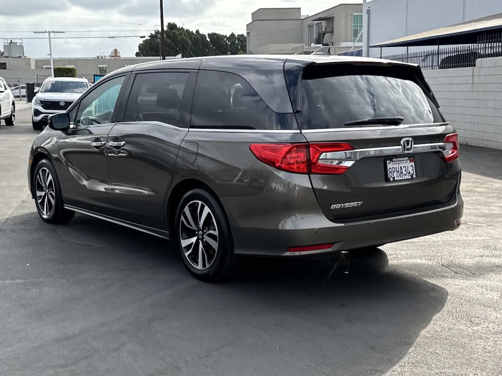 Used 2020 Honda Odyssey Elite Auto Mini-van, Passenger