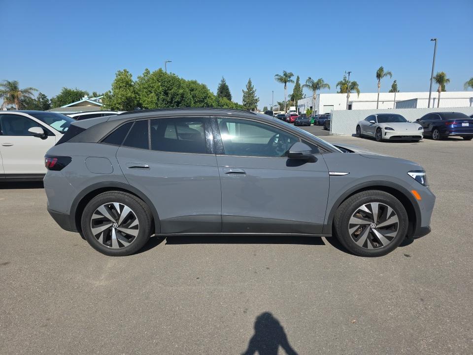 2023 Volkswagen ID.4 PRO LG's photo