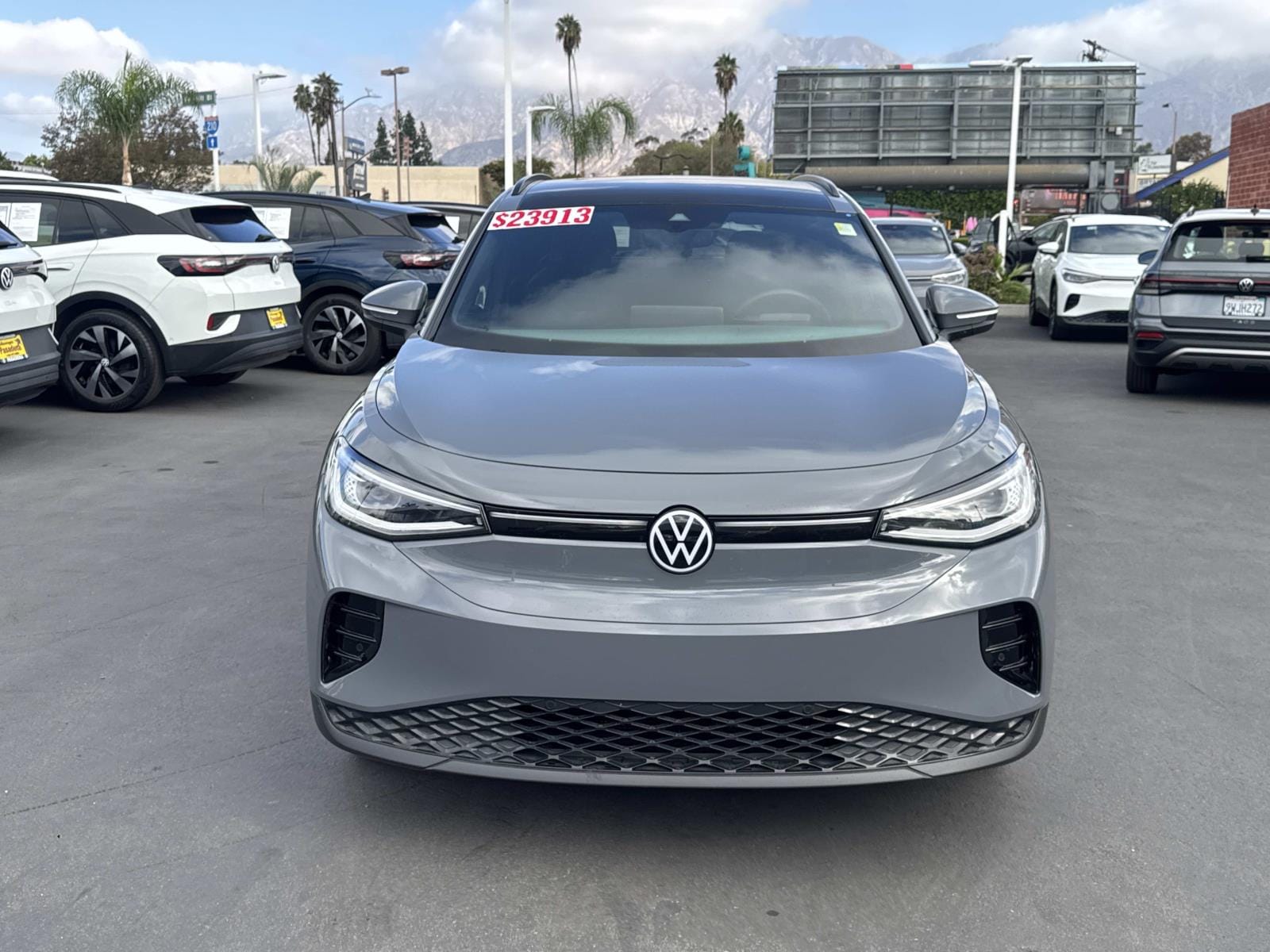Used 2023 Volkswagen ID.4 PRO S with VIN 1V2VMPE88PC040299 for sale in Pasadena, CA
