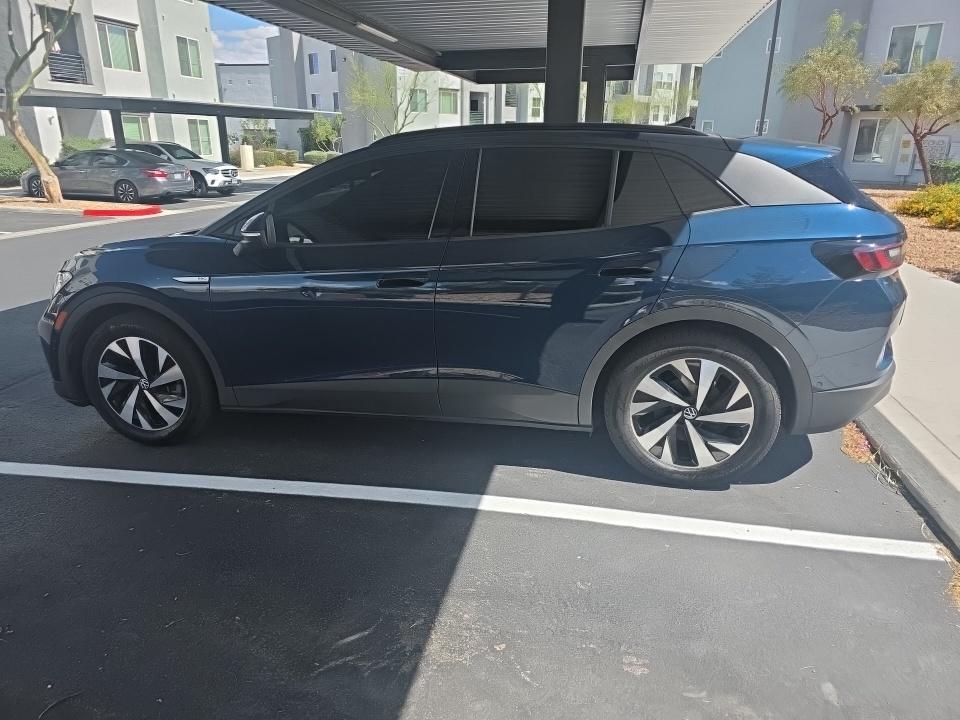 2023 Volkswagen ID.4 PRO LG's photo